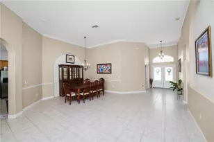 6756 HartsWorth Dr, Lakeland, FL 33813 - Photo 9