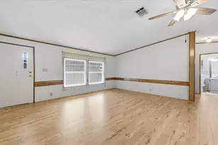 1798 Fox Hill Dr, Lakeland, FL 33810 - Photo 9