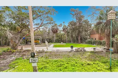 5360 Felker Drive, Weeki Wachee, FL 34607 - Photo 15