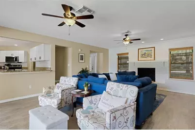 126 Woodside Drive, Lakeland, FL 33813 - Photo 5