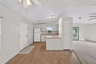 409 Village Cir SW, Winter Haven, FL 33880 - Photo 7