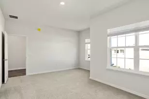 8679 Wildflower Field Ln, Wildwood, FL 34785 - Photo 7