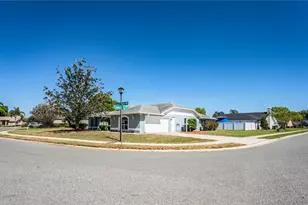 507 Powder Horn Row, Lakeland, FL 33809 - Photo 69