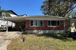 7921 Lakeshore Dr, Tampa, FL 33604 - Photo 1