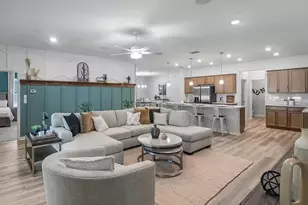 8673 Wildflower Field Ln, Wildwood, FL 34785 - Photo 3