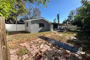 651 69th Ave S, Saint Petersburg, FL 33705 - Photo 13