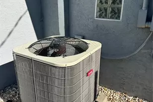 651 69th Ave S, Saint Petersburg, FL 33705 - Photo 15