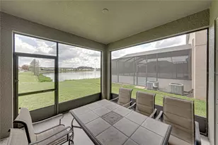 10661 Pictorial Park Dr, Tampa, FL 33647 - Photo 41