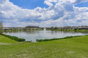 10661 Pictorial Park Dr, Tampa, FL 33647 - Photo 43