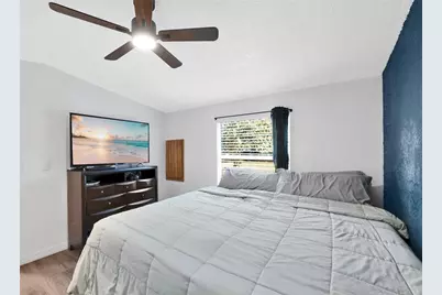 37135 Pauls Drive, Zephyrhills, FL 33541 - Photo 11