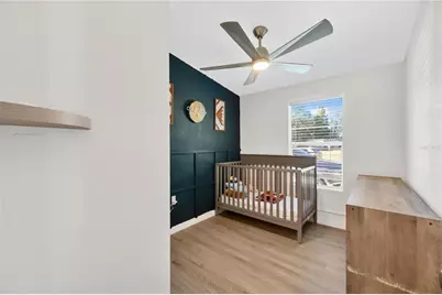 37135 Pauls Drive, Zephyrhills, FL 33541 - Photo 17