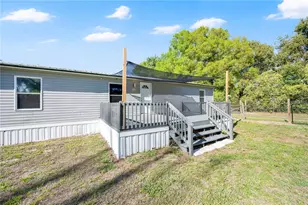 37135 Pauls Dr, Zephyrhills, FL 33541 - Photo 3