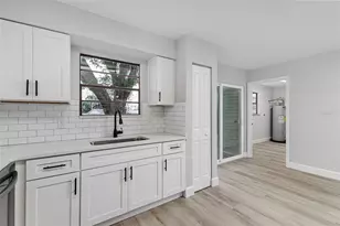 4132 Chowen Dr, Lakeland, FL 33810 - Photo 9