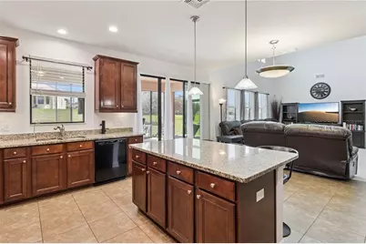 3979 Sunset Lake Drive, Lakeland, FL 33810 - Photo 9