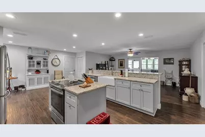 815 W Socrum Loop Road, Lakeland, FL 33809 - Photo 9