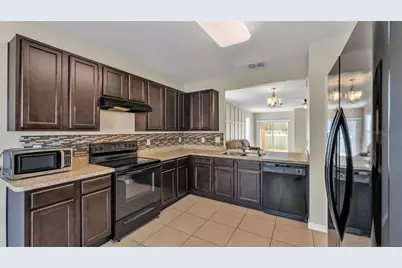 2162 Blue Highlands Drive, Lakeland, FL 33811 - Photo 5