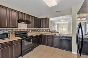 2162 Blue Highlands Dr, Lakeland, FL 33811 - Photo 5