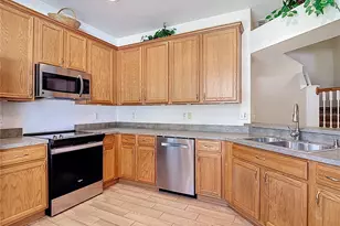 27531 Pleasure Ride Loop, Wesley Chapel, FL 33544 - Photo 7