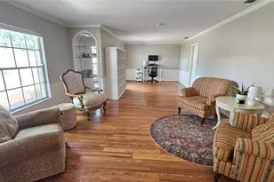 184 Lake Otis Rd, Winter Haven, FL 33884 - Photo 5