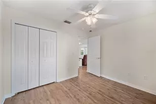 5711 Manchester Dr E, Lakeland, FL 33810 - Photo 21