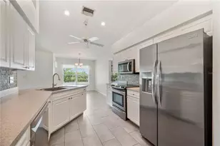 5711 Manchester Dr E, Lakeland, FL 33810 - Photo 17