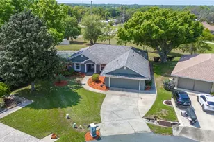 5711 Manchester Dr E, Lakeland, FL 33810 - Photo 37