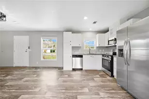 5732 Windsong Ln, Lakeland, FL 33811 - Photo 7