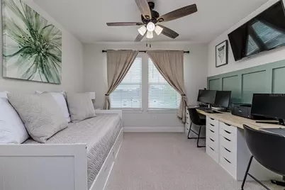 11670 Cambium Crown Drive, Riverview, FL 33569 - Photo 17