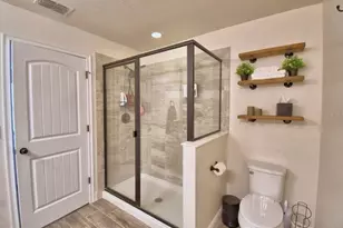 11670 Cambium Crown Dr, Riverview, FL 33569 - Photo 15