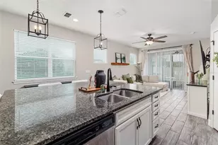 11670 Cambium Crown Dr, Riverview, FL 33569 - Photo 1