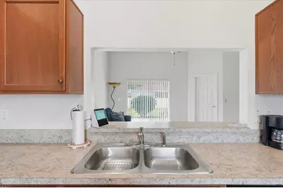 2940 Blackwater Creek Drive, Lakeland, FL 33810 - Photo 9