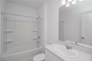 2454 Slippery Rock St, Auburndale, FL 33823 - Photo 5