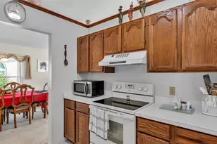 6006 Crane Dr, Lakeland, FL 33809 - Photo 9