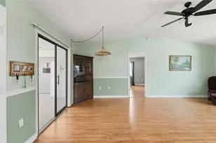 4825 Goldenview Ln, Lakeland, FL 33811 - Photo 13