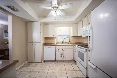 652 Cottage Lane, Lakeland, FL 33803 - Photo 9