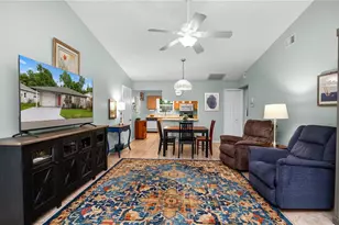 4954 Pleasant Hollow Trail, Lakeland, FL 33811 - Photo 7