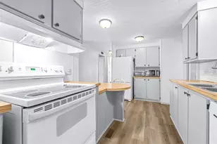 5847 Red Fox Dr, Winter Haven, FL 33884 - Photo 7