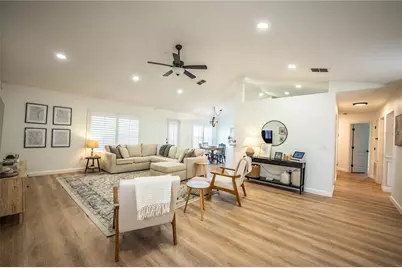 2730 Highlands Creek Drive, Lakeland, FL 33813 - Photo 7