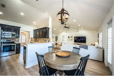 2730 Highlands Creek Drive, Lakeland, FL 33813 - Photo 15