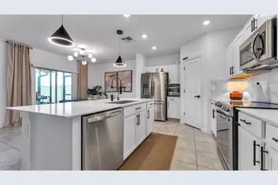 569 Reggie Road, Winter Haven, FL 33884 - Photo 7