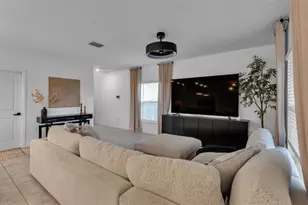 569 Reggie Rd, Winter Haven, FL 33884 - Photo 13