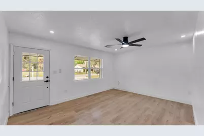 3781 N Hiawatha Terrace, Crystal River, FL 34428 - Photo 5