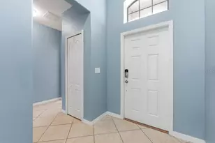 10910 Whittney Chase Dr, Riverview, FL 33579 - Photo 5