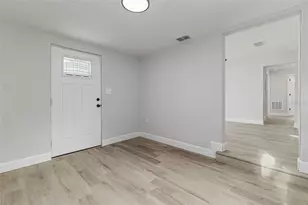 151 NW 10th Dr, Mulberry, FL 33860 - Photo 5