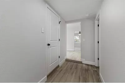 151 NW 10th Drive, Mulberry, FL 33860 - Photo 11