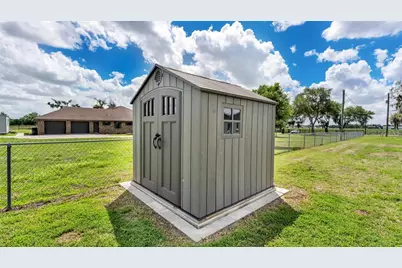 6110 Downing Street, Dover, FL 33527 - Photo 49