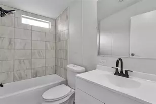 4910 Rollinglen Loop E, Lakeland, FL 33810 - Photo 5