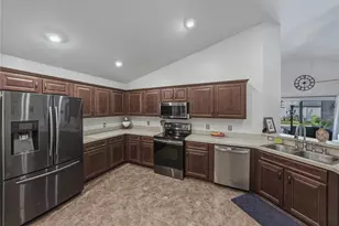 6541 Crescent Loop, Winter Haven, FL 33884 - Photo 11
