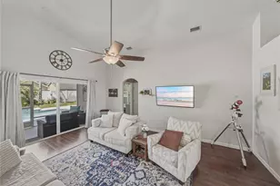6541 Crescent Loop, Winter Haven, FL 33884 - Photo 5