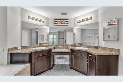 1456 Wallace Manor Loop, Winter Haven, FL 33880 - Photo 29